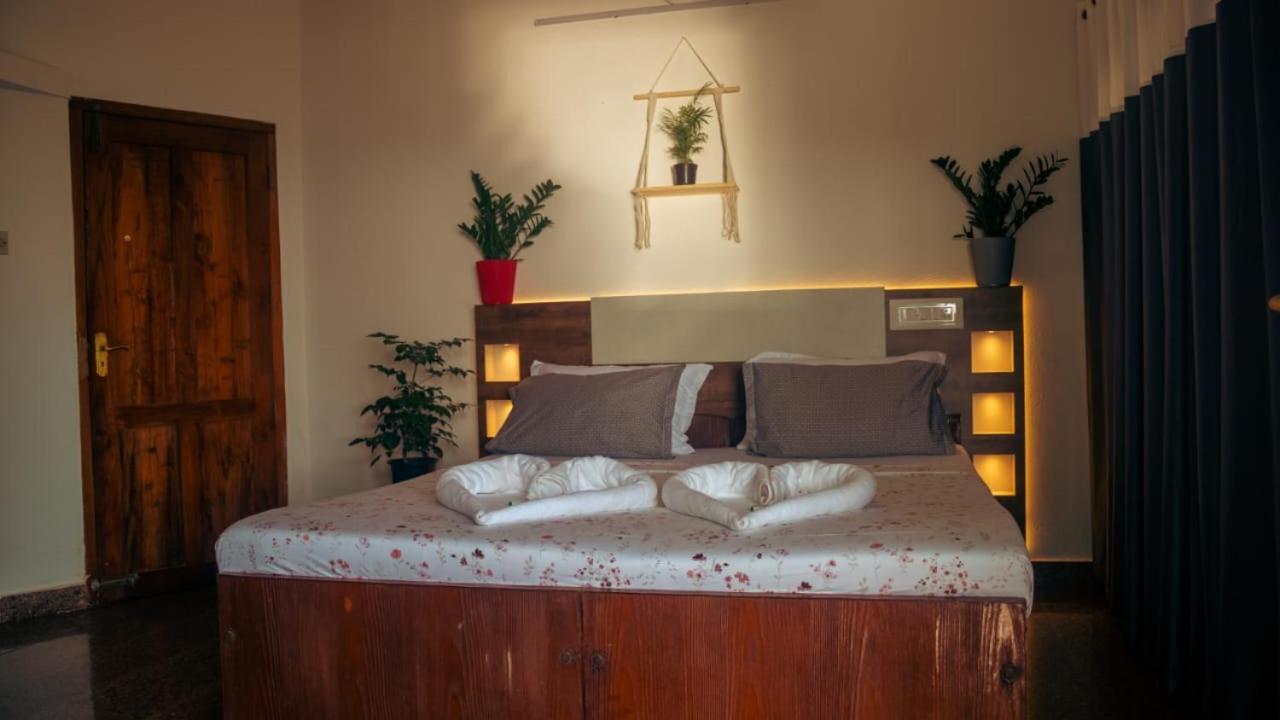 Surf N Sea Hotel Thiruvananthapuram ภายนอก รูปภาพ